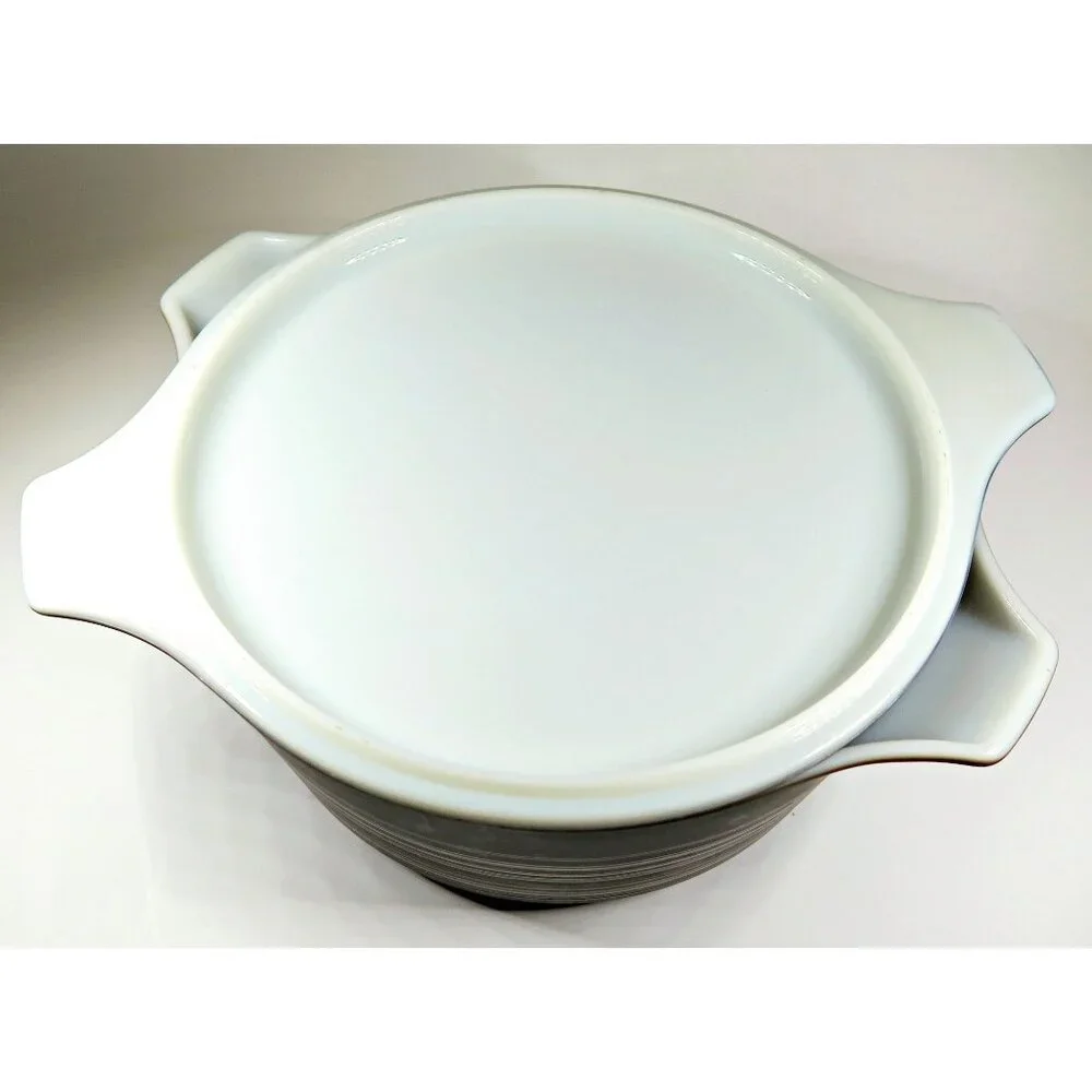 Pyrex 475-B Terra 2.5 Qt Casserole w/ Lid Matte Rings 1960s Vintage - Picture 7 of 8